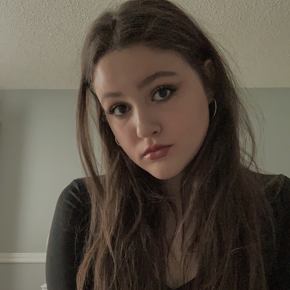 Meet your Posher, Bria - Picture 1 of 1